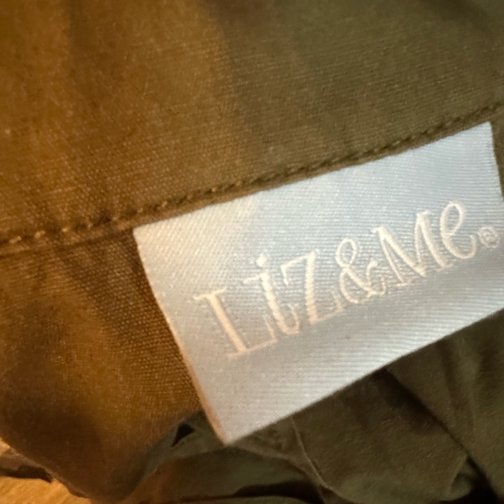 Liz & Me Olive Green Women's Utility Jacket. With fold up sleeves. P2P 30” 3-4X - Picture 8 of 8